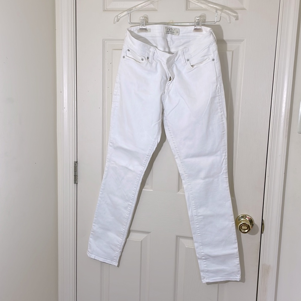 Lucky Brand Women’s White Jeans Size 8 Excellent Condition